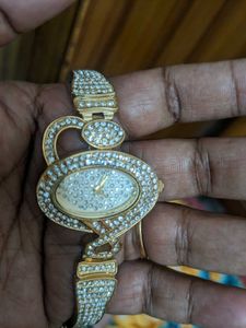 New Stylish Women&#39;s Watch