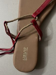 flat sandle