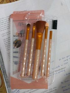 Beauty Brush Set - 5 Piece