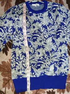 Sweater - Blue And While Printing Cozy &amp; Warm