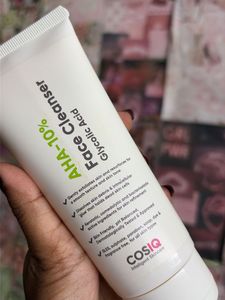 COSIQ AHA 10% Face Cleanser