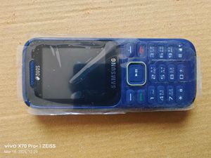 Samsung Guru Music 2