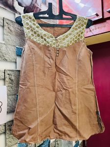 Brown Sleeveless Top