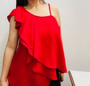 ❤️Red Ruffle Top ❤️