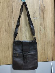 Sling bag🌸