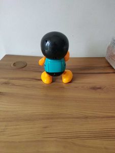 Music Toy - Dancing Penguine