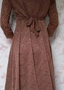 Elegant Brown Midi Dress