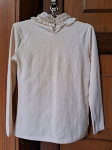 Women&#39;s Korean Pearl Neck Top