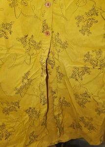 Vintage Floral Print Button-Down