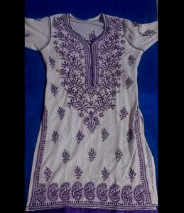 White Embroidered Lakhnavi Kurta