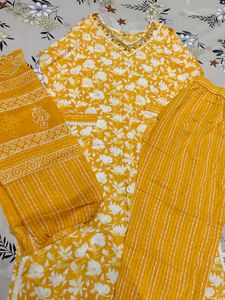 Stylish Kurti With Pant &amp; Duppata (Women&#39;s)