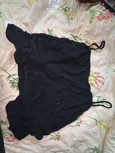 Black Sleeveless Top