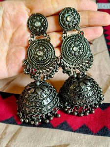 Silver Jhumka Earrings