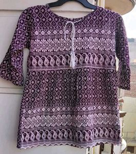 Chikankari Top