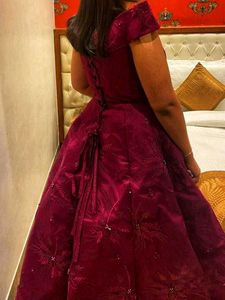 Elegant Magenta Ethnic Gown