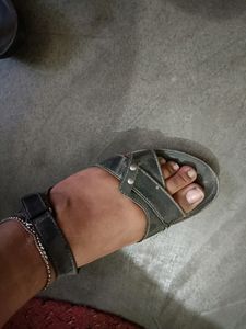 Sandal