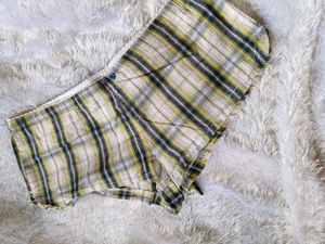 Size Medium Cute Plaid Shorts For Women