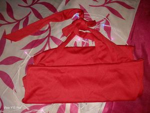 Red Sleeveless Top