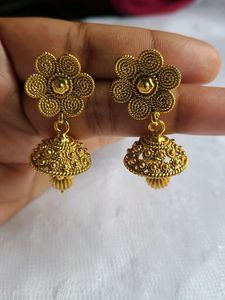 Golden Colour Earrings