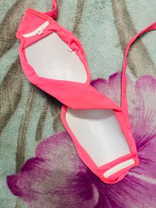 Sale 🫨Twisted Padded Bandeau Totally Unused