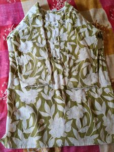 Green Floral Print Tunic Top