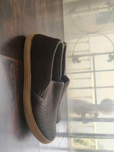 Slip-ins Sports Shoes Grey Colour