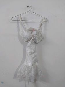 La Vie En Rose Lingerie