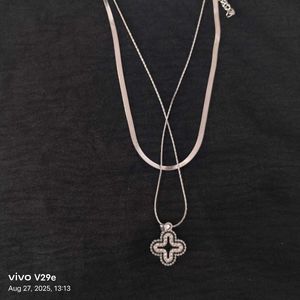 Silver Clover Pendant