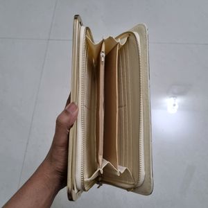 Ruff Brand - Ladies Wallet/Clutch - Stylish Design