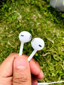 Apple Original Earphone (Got While Buying iphoneSE