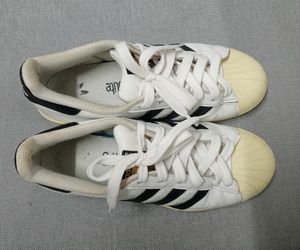 Adidas Superstar Sneaker