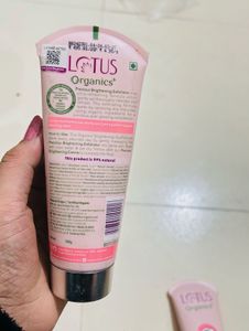 Lotus Organics+ Face Exfoliator