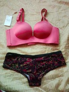 Peach Padded Bra & Patterned Panties Set