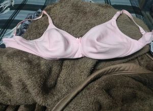 Clovia T-shirt Light Padded Bra 7847867130