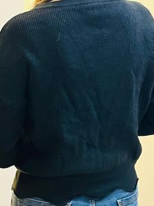 Comfy Black Knit Sweater