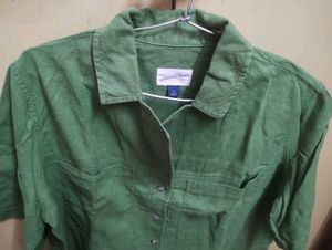 Green Cropped Button-Down Shirt