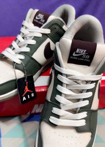 Nike Dunk Low Medium Olive