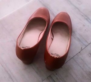 Carlton London Heeled Pumps