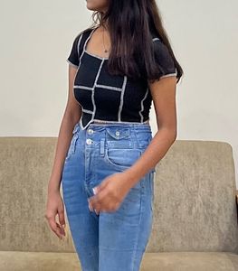 Trendy Black Patchwork Crop Top