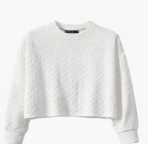 Trendy White Graphic Top