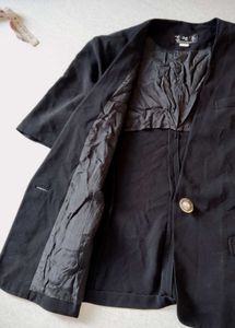 Women&#39;s Black Blazer