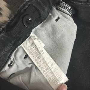 Black Straight Fit Jeans