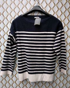 New with tag asthetic Striped Knit Sweater