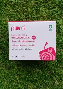 Plum Bulgarian Rose Light Gel Cream