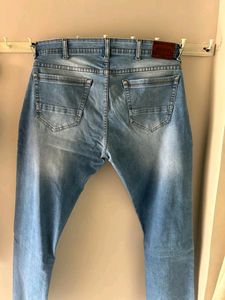 Peter England Baggystyle Slim Tapered Jeans(Blue)