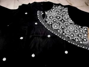 Black Embroidered Kurta