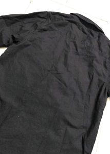 Urban Rebel Black shirt👕