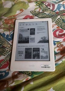 Kindle E-reader 8th Gen