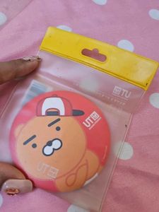 UNIQLO UT KAKAO FRIENDS Pin