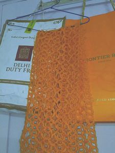 Brand New Hand Made Knotted London Scarf